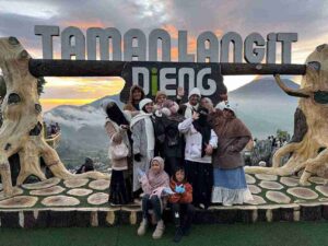 paket liburan dieng